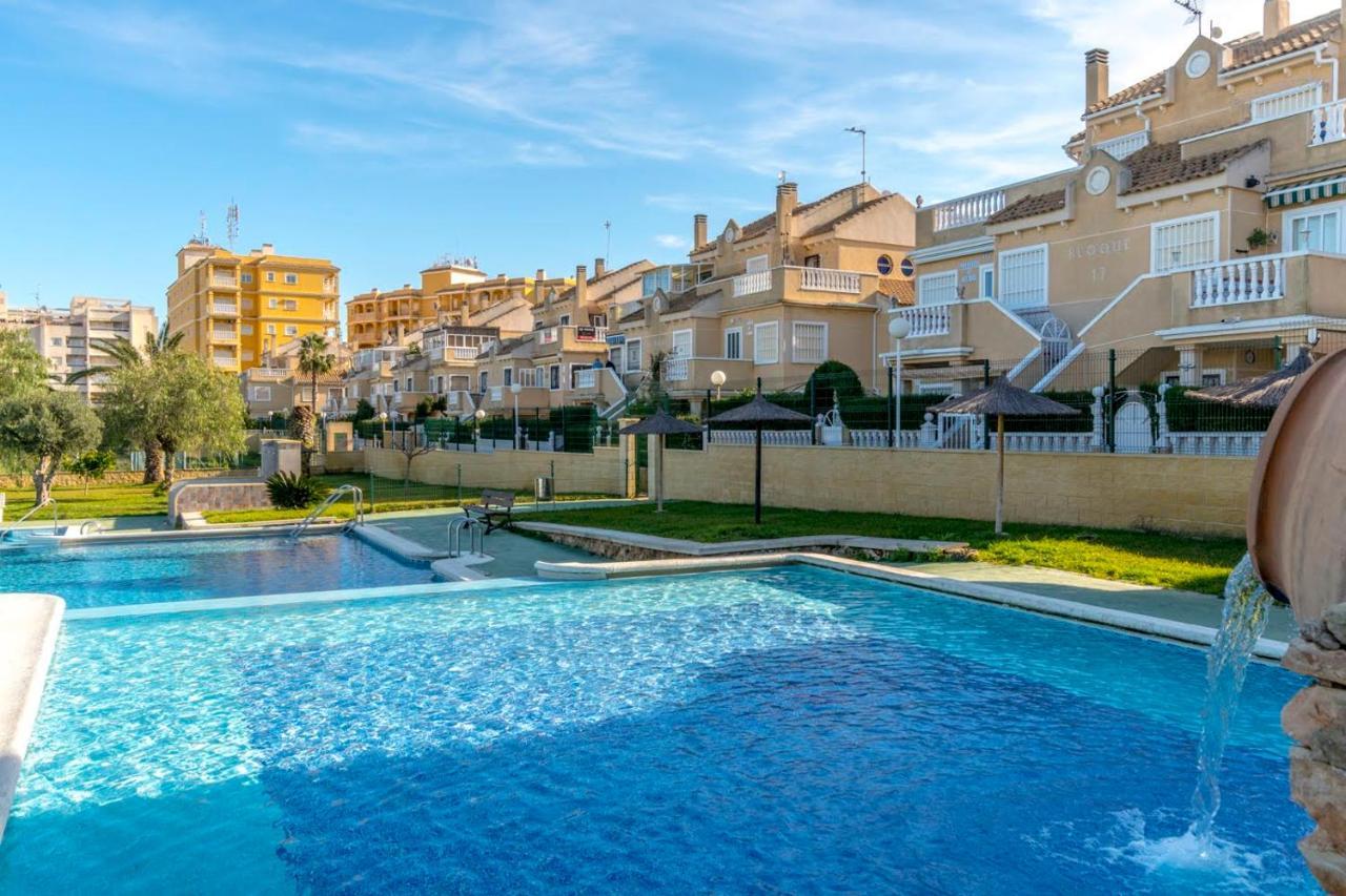 He Pueblo Marino Daire Torrevieja Dış mekan fotoğraf